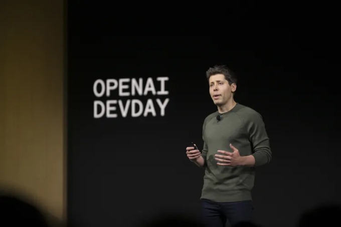 Sam Altman tại sự kiện DevDay lần đầu được OpenAI tổ chức đầu tháng 11. Ảnh: OpenAI